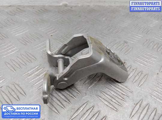 Петля двери на Infiniti Q50 (V37)