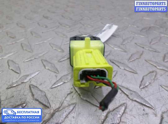 Датчик удара (Airbag) на Toyota Camry XV50