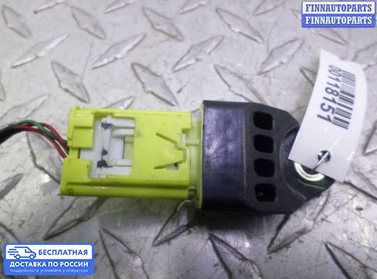 Датчик удара (Airbag) на Toyota Camry XV50