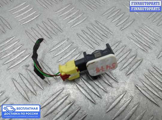 Датчик удара (Airbag) на Audi A6 (C7)
