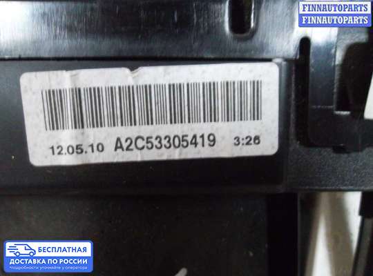 Щиток приборов на Mercedes-Benz C (W204)