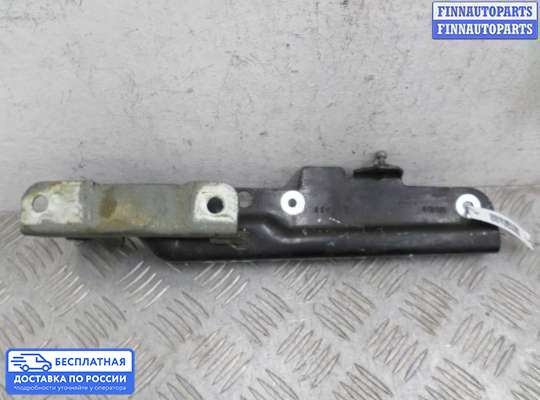 Петля капота на Ford Explorer IV (U251)