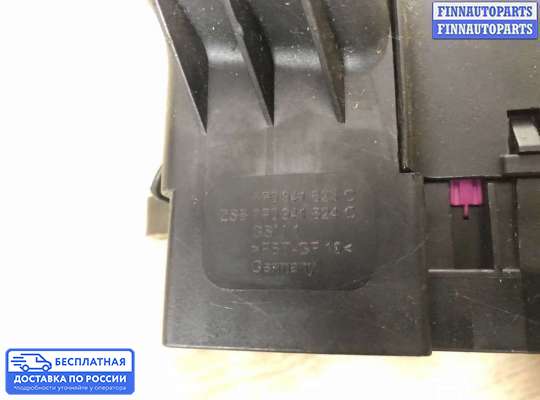 Блок предохранителей на Volkswagen Touareg II (7P)