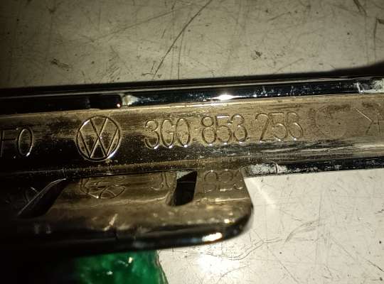 купить Молдинг бампера на Volkswagen Passat B8 (3G)