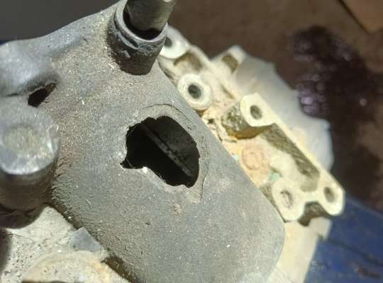 купить МКПП 5-ст. 2WD на Pontiac Vibe