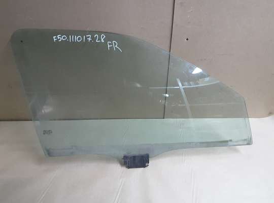 Стекло боковое двери FO51605 на Ford Mondeo I