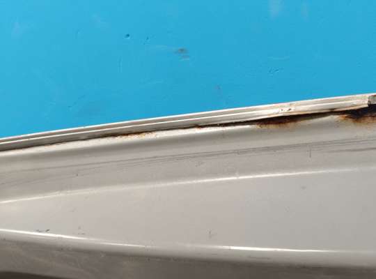 купить Крышка багажника на Pontiac Vibe