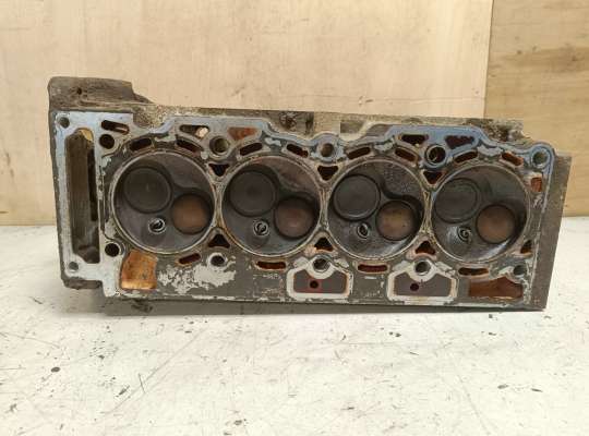 купить Головка блока цилиндров (ГБЦ в сборе) на Ford Focus I