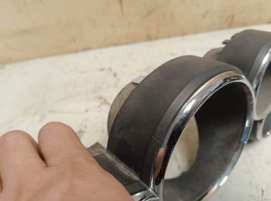 купить Накладка панели приборов на Pontiac Vibe