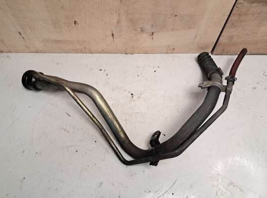 Горловина топливного бака TT867736 на Toyota Camry XV20