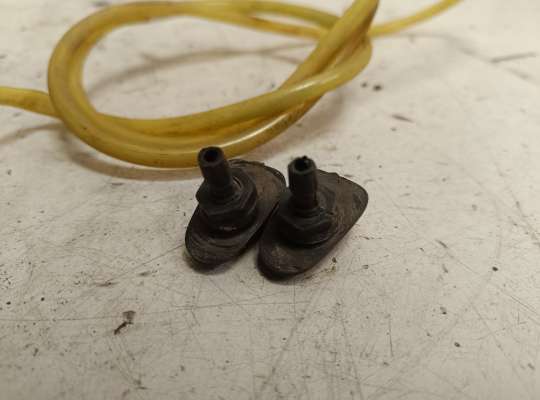 Форсунка омывателя фары / стекла