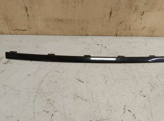 купить Молдинг решетки радиатора на Volkswagen Polo Mk5 (6R/6C)