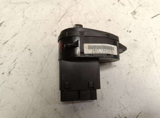 купить Блок управления (фарами) светом на Ford Focus I