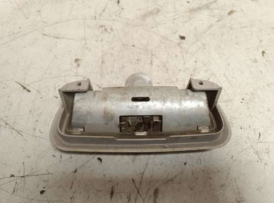 купить Фонарь салона (плафон) на Ford Focus I