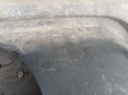 купить Бампер задний на Volkswagen Touareg II (7P)