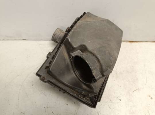 купить Корпус воздушного фильтра на Renault Master III