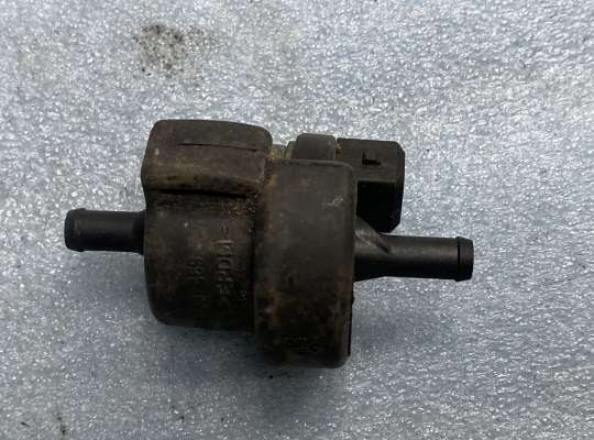 Клапан электромагнитный на Audi A6 (C5)