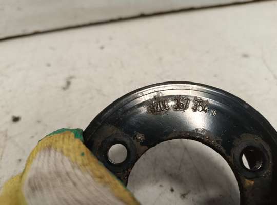 купить Шкив помпы на Renault Master III