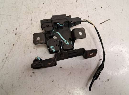 купить Замок стекла багажника на Ford Escape II