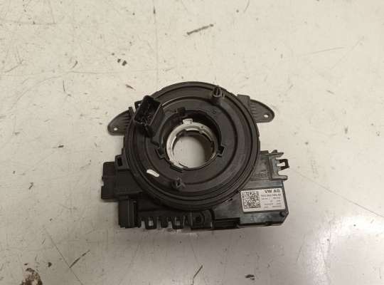 Купить Подрулевой шлейф (кольцо SRS) на Volkswagen Jetta VI (1B) Подрулевой шлейф (кольцо SRS) VG2579952 на Volkswagen Jetta VI (1B)