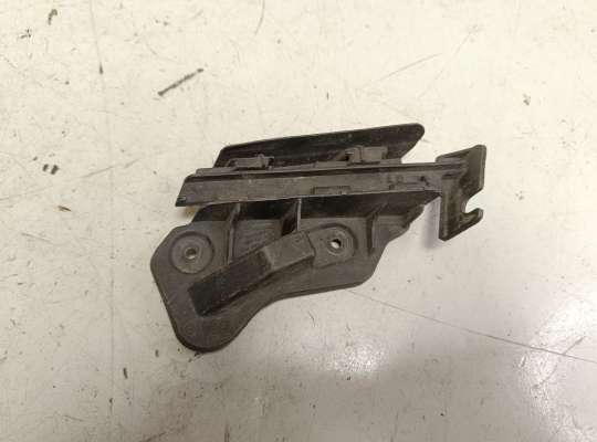 Кронштейн бампера VG2579005 на Volkswagen Golf Plus (5M1)