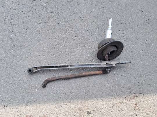 Кулиса МКПП BM3256858 на BMW 5 (E34)