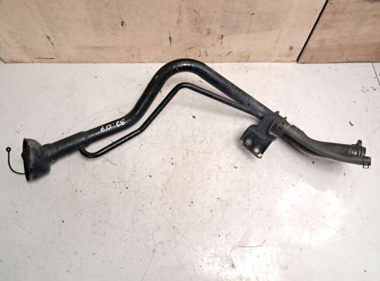 купить Горловина топливного бака на Nissan Primera (P12)