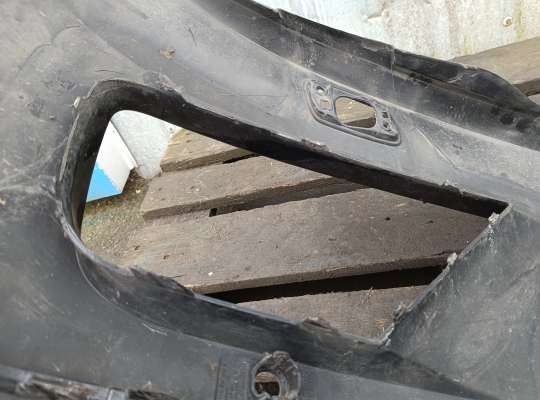 купить Бампер передний на Volkswagen Touareg II (7P)