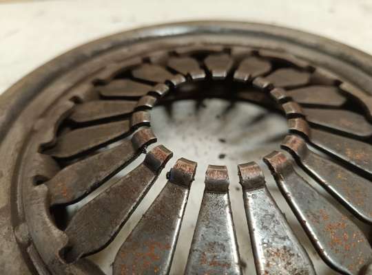 купить Корзина сцепления на Nissan Note (E11)