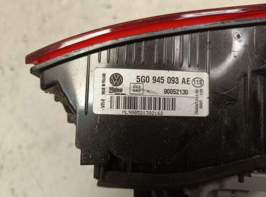 Фонарь крышки багажника