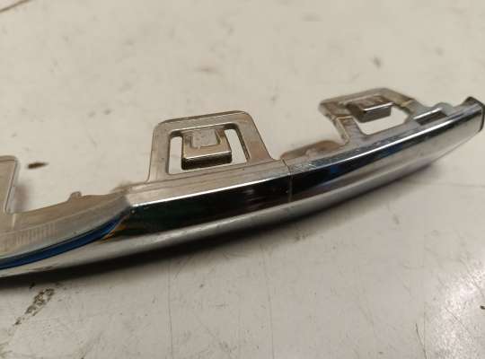 купить Молдинг бампера на Volkswagen Passat B8 (3G)