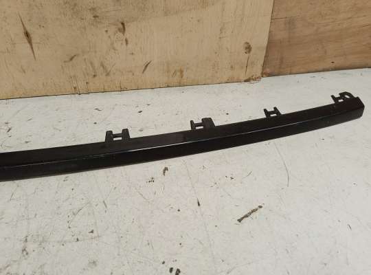 купить Молдинг бампера на Volkswagen Touareg II (7P)