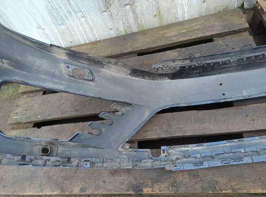 купить Бампер передний на Volkswagen Touareg II (7P)