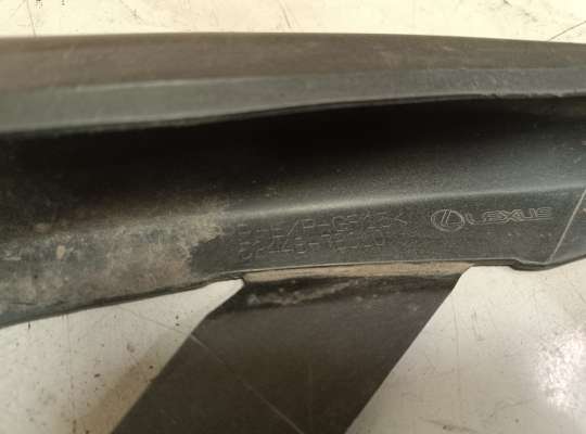 купить Накладка переднего бампера на Lexus NX (AZ10)