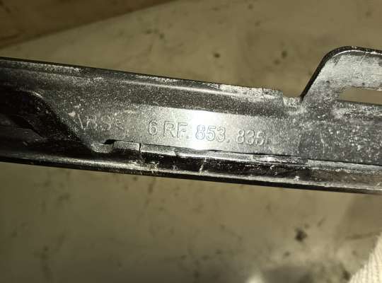 купить Молдинг заднего бампера на Volkswagen Polo Mk5 (6R/6C)