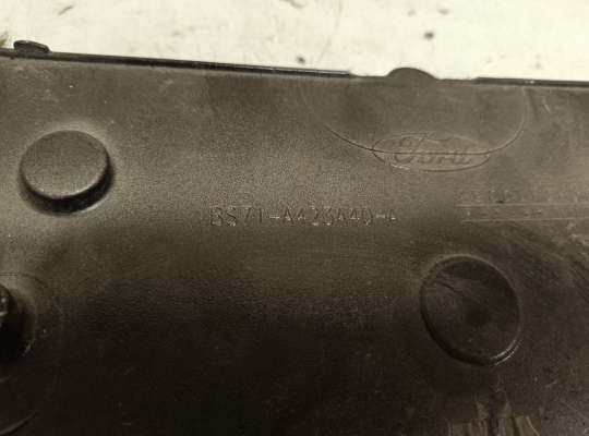 Планка подсветки номера на Ford Mondeo IV