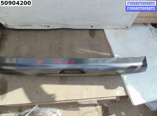 Накладка двери багажника FO1704139 на Ford Kuga II