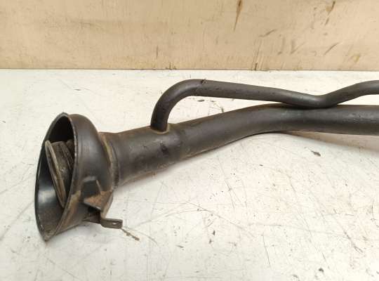 купить Горловина топливного бака на Nissan Note (E11)