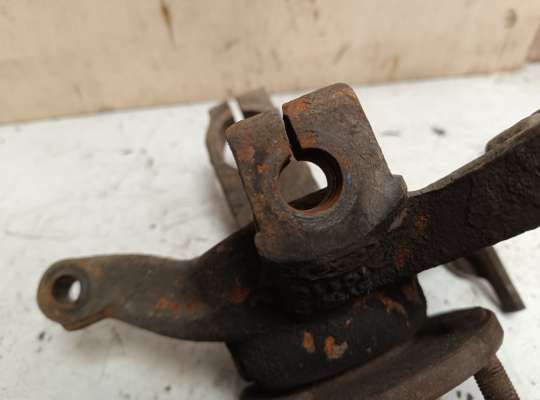 купить Кулак подвески на Ford Focus I