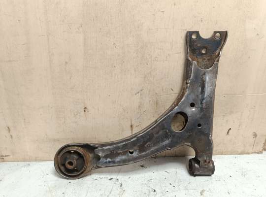 купить Рычаг подвески на Pontiac Vibe