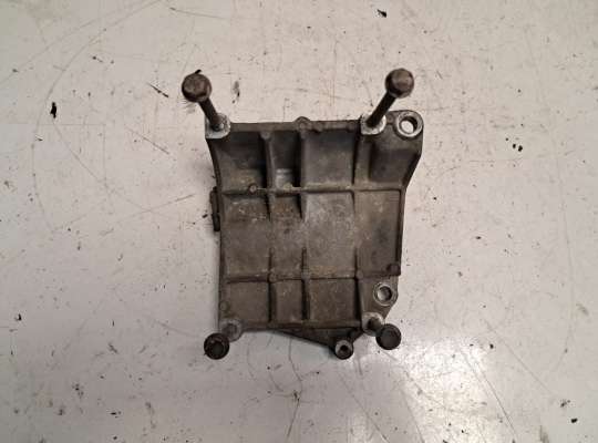 Кронштейн прочее OP2159020 на Opel Frontera B