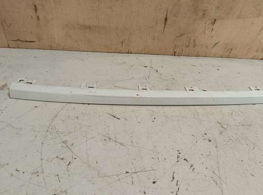 купить Молдинг бампера на Volkswagen Touareg II (7P)