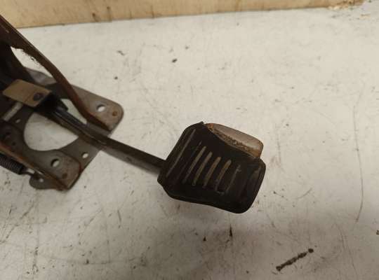 купить Педальный узел (педаль) на Ford Focus I