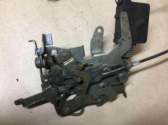 Замок багажника (Mercedes Vito (638)) - запчасть в наличии Авторазборка микроавт