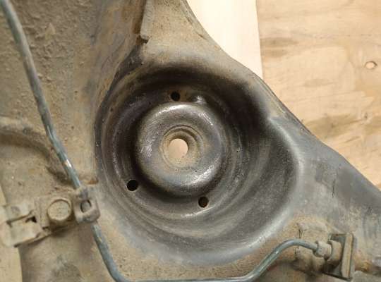 купить Рычаг 2WD на Mitsubishi Space Wagon (N9_W, N8_W, UG)