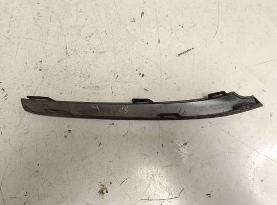 купить Молдинг переднего бампера на Volkswagen Polo Mk5 (6R/6C)