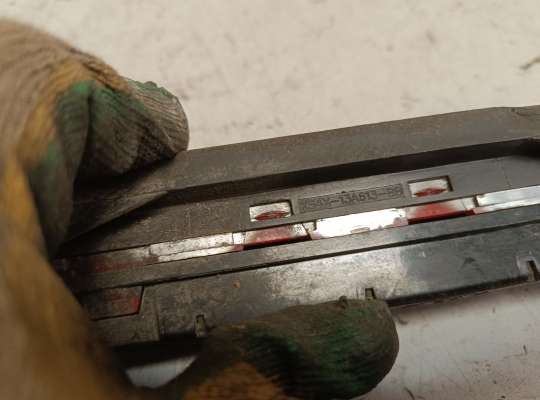 купить Фонарь (стоп-сигнал) центральный на Ford Focus I