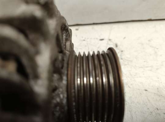 купить Генератор на Nissan Juke