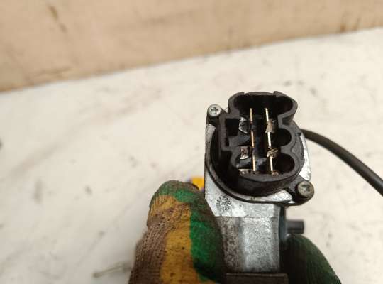 Замок зажигания с ключом на Nissan Note (E11)