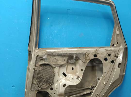 купить Дверь боковая на Ford Focus I